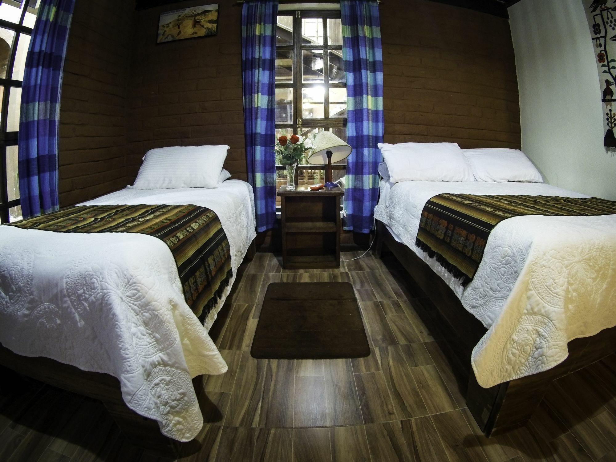 Ostello Casa Del Arupo Quito Esterno foto