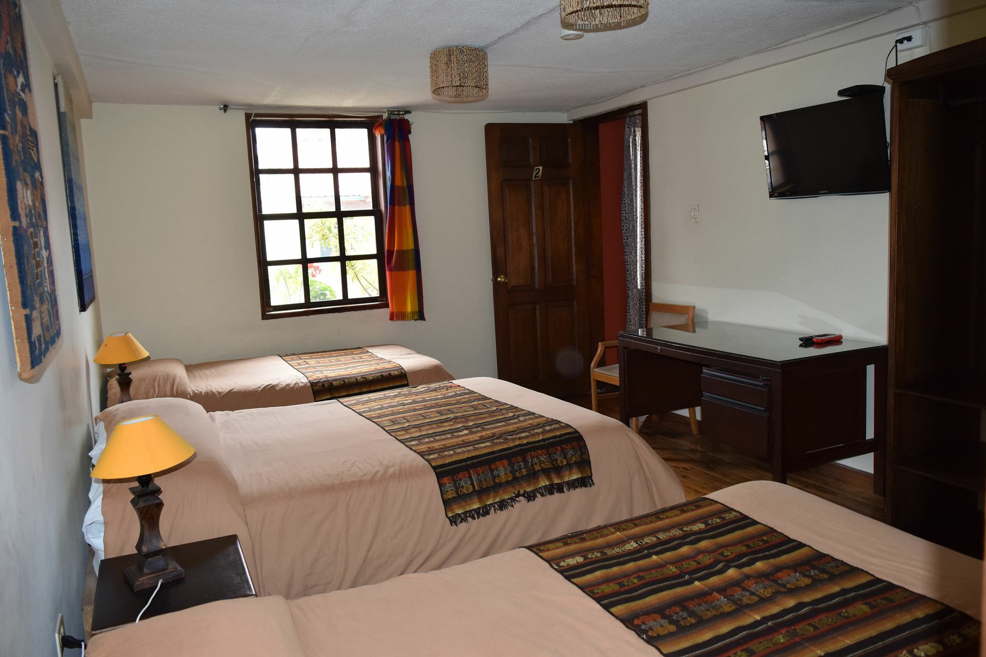 Ostello Casa Del Arupo Quito Esterno foto